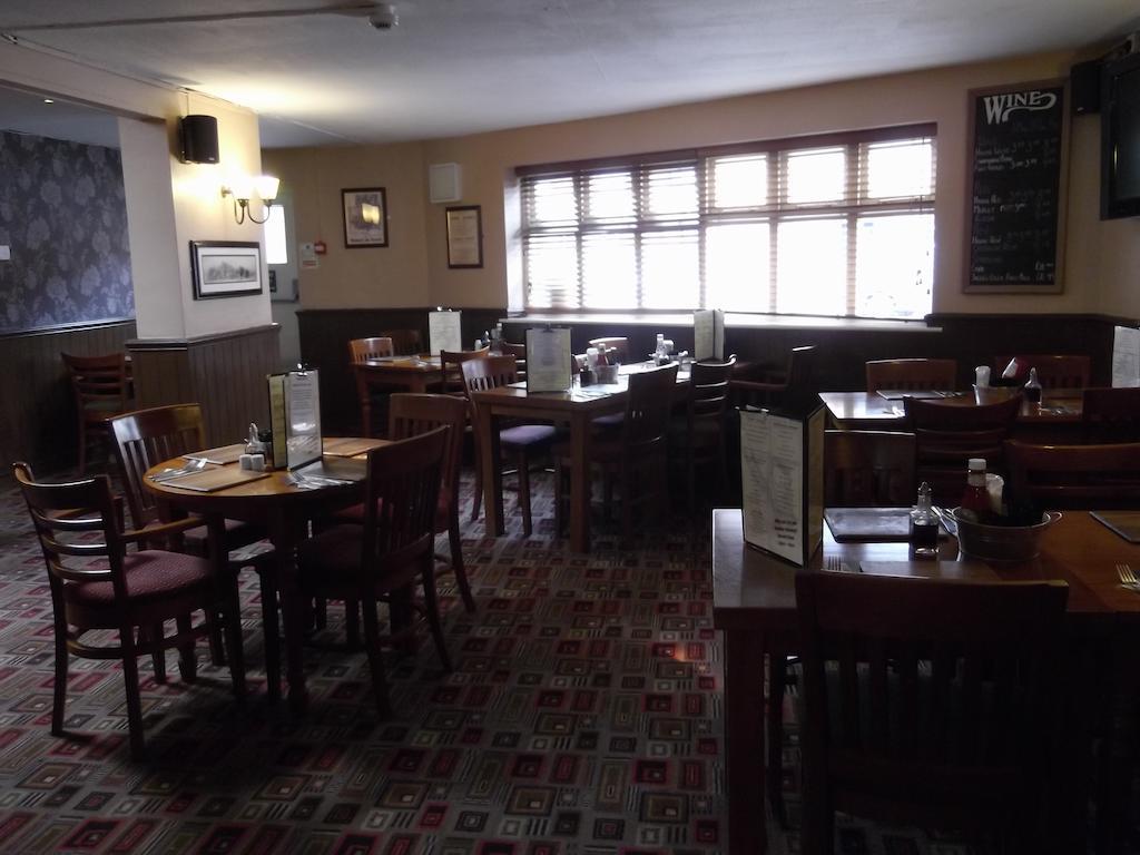 The Plough Bicester Rum bild