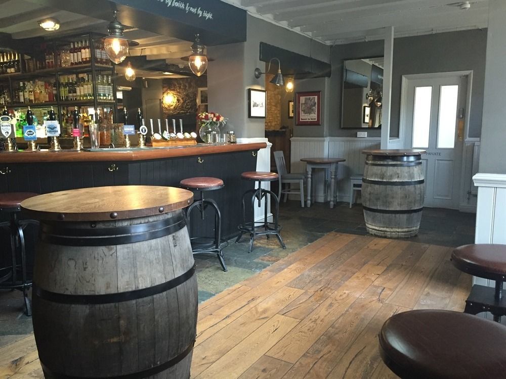 The Plough Bicester Exteriör bild